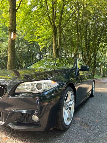 BMW 530d F10 M-Sport *Scheckheftgepflegt*T...