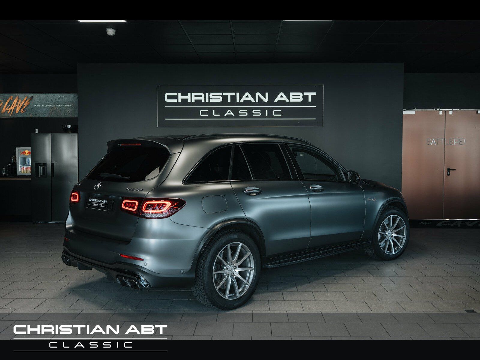 Fahrzeugabbildung Mercedes-Benz GLC 63 AMG 4Matic Burmester Pano designo