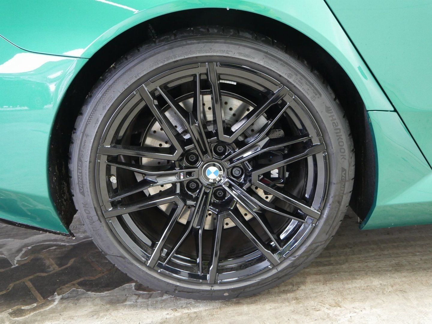 Fahrzeugabbildung BMW M5 Limousine |Sitzbelüftung vorne |Lenkradheizun