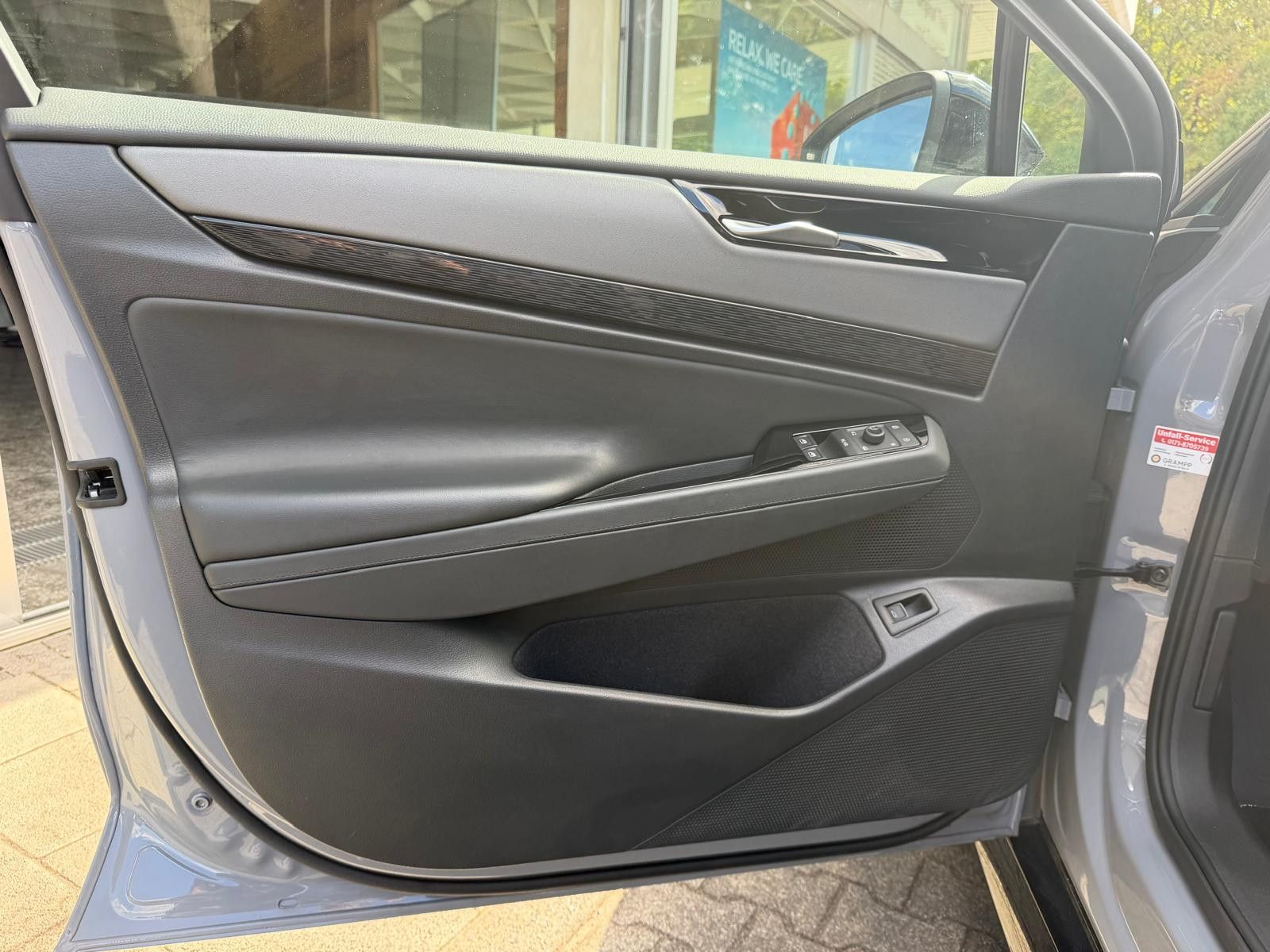 Fahrzeugabbildung Volkswagen ID.7 Pro >IQ.LIGHT+HEAD+MATRIX+NAVI+SHZ+ACC+360+