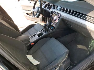 Volkswagen Passat Variant - 5