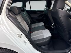 SKODA Combi 2.0 TDI Tour LED Matrix AHK 360Grad Virtul