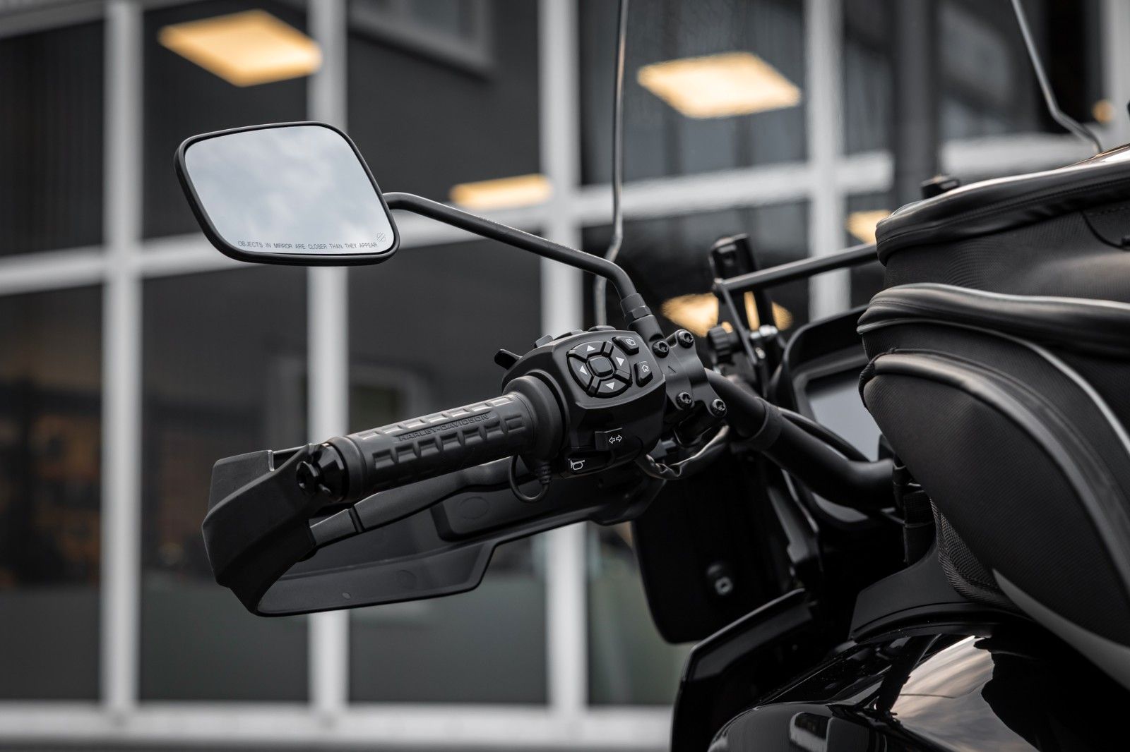 Fahrzeugabbildung Harley-Davidson RA1250S Pan America Special - TOURING PAKET
