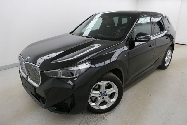 BMW iX1 xDrive 30 M-Sport ACC 360° HeadUp NP:70.000€