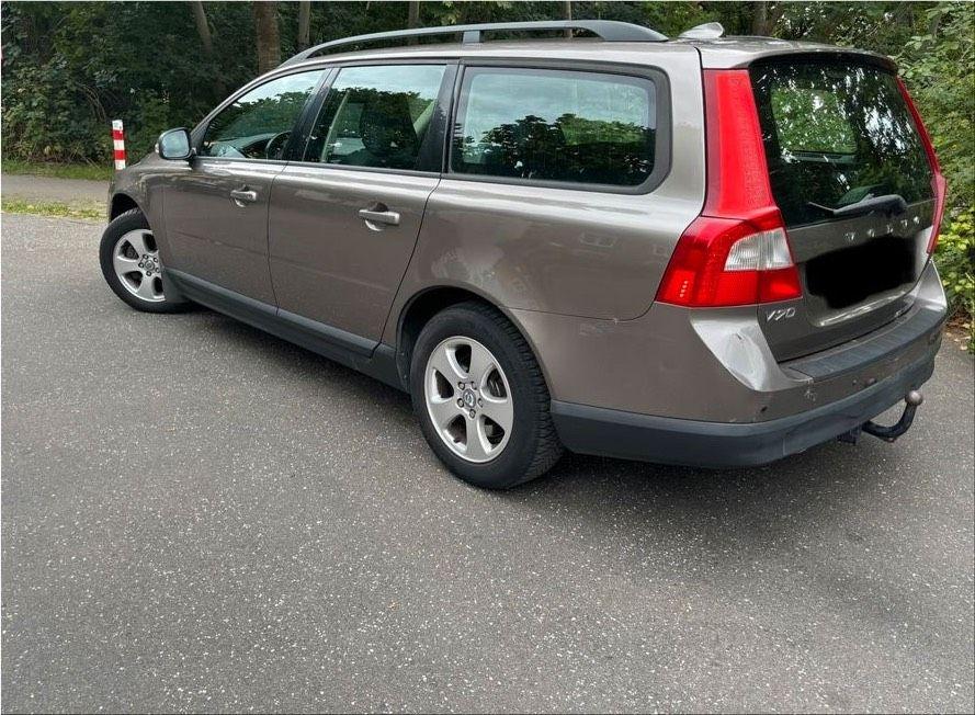 Volvo V70 2007 — engine 163 HP (120kW)