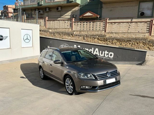 Volkswagen Passat Var. 2.0 TDI Highline BlueM.Te