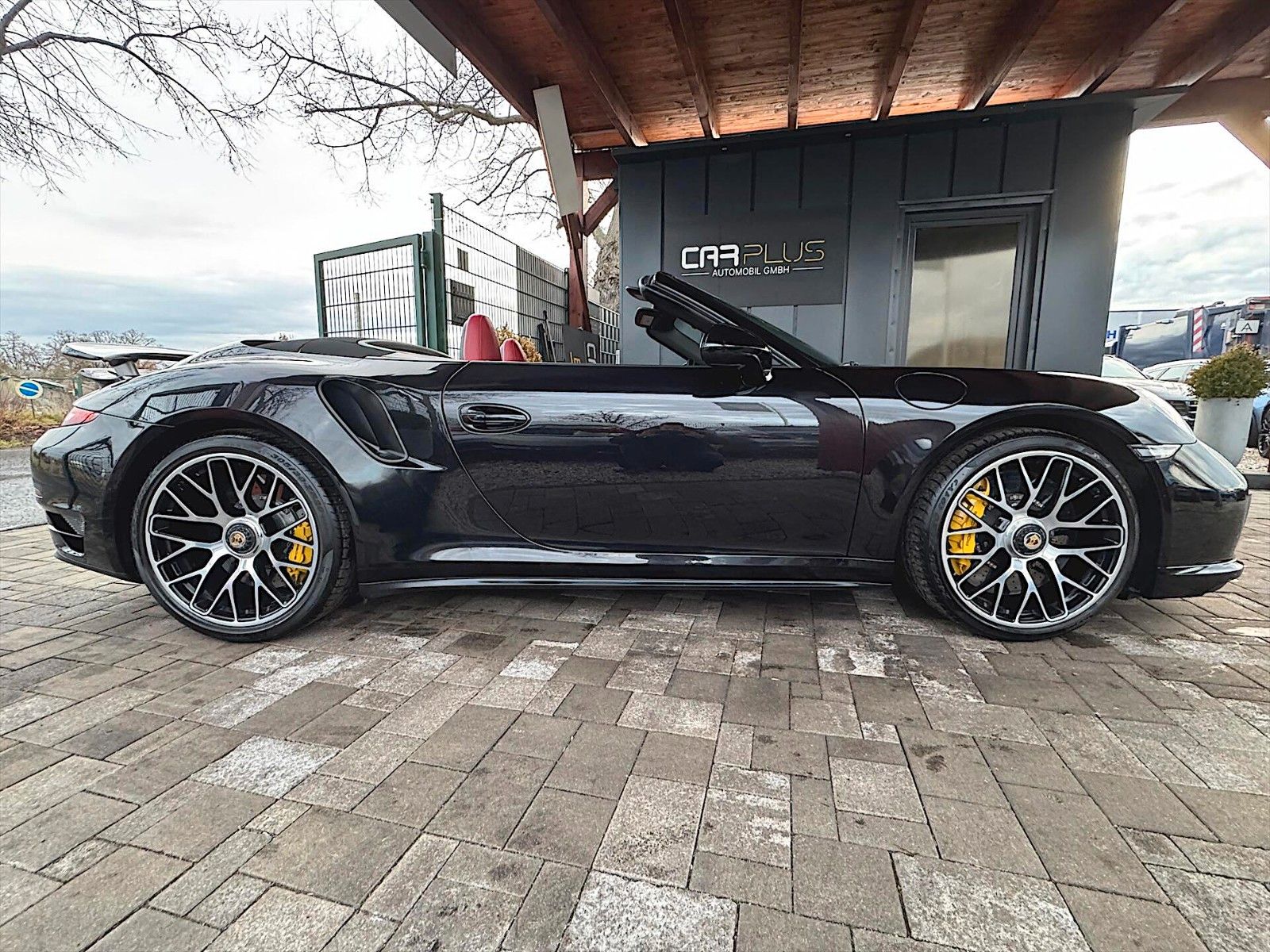 Fahrzeugabbildung Porsche 991 911 Turbo S Cabriolet *LED*Ceramic*BURMESTER