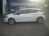 Opel Astra Limo.. Neuer Motor 000km top Zustand - Opel Astra: Motor
