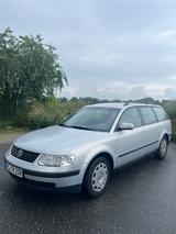 Volkswagen Passat Variant 1.9 TDI Basis - Volkswagen Passat Variant aus 1999