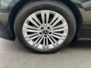Mercedes C 200 - 4