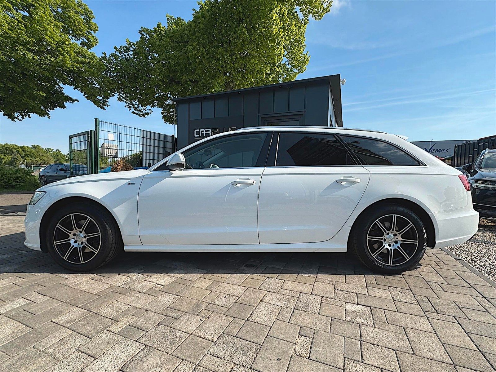 Fahrzeugabbildung Audi A6 Avant 2.0 TDI ultra Sport *LED*Navi*BOSE*