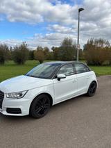 Audi A1 Sportback 1.0TFSI Xen Einparkh Sitzh Navi 