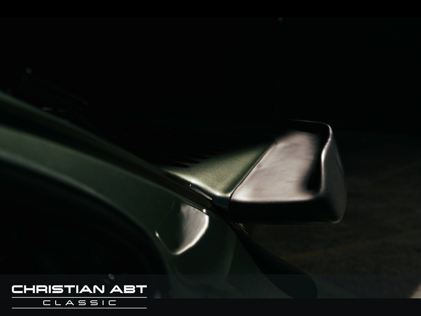 Fahrzeugabbildung Porsche 964 Turbo oak green metallic * perfekter Zustand