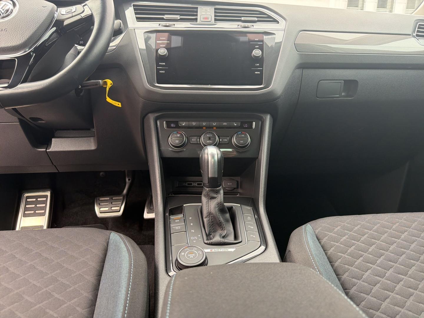 Volkswagen Tiguan IQ-Drive 2.0 TSI DSG 4Motion Ganzj.Reifen, миниатюра 12