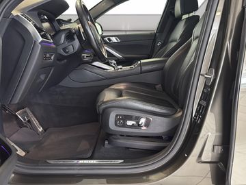 BMW X6 M50 - 10