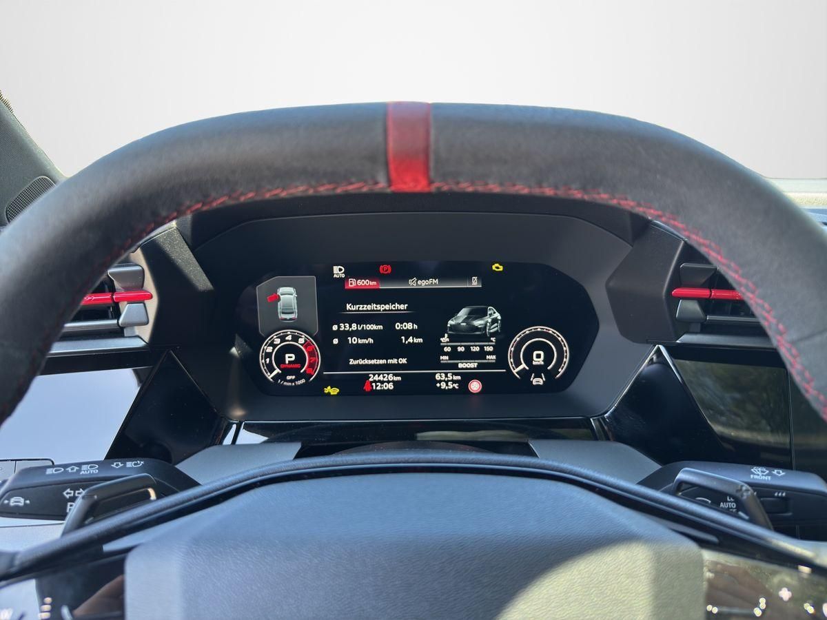 Fahrzeugabbildung Audi RS3 Limousine 2.5 TFSI quattro 294 kW