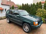 Jeep Grand Cherokee Limited LX 5.9 Auto Limited - Jeep Grand Cherokee: 5.9