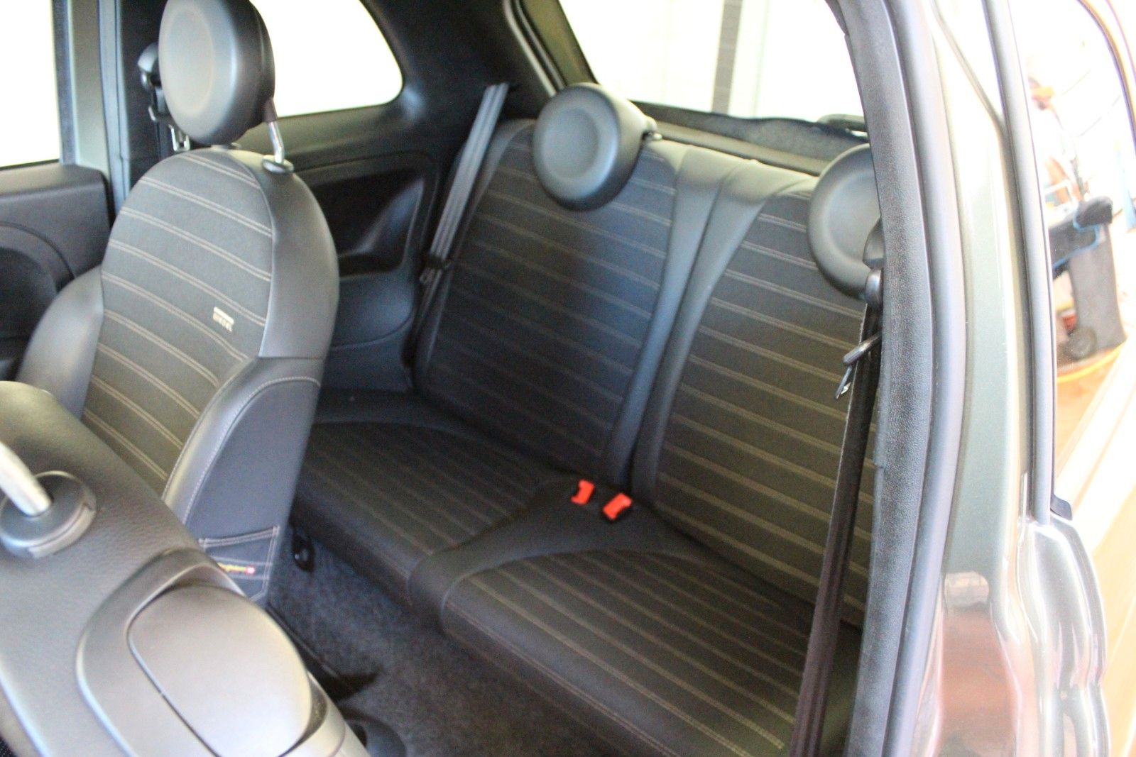 Fahrzeugabbildung Fiat 500 1.2 8V *Sonderedition by Diesel*