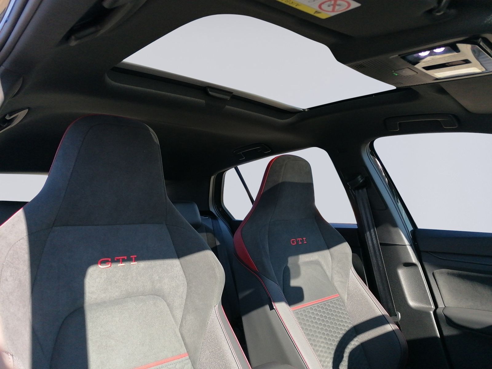 Golf VIII GTI Clubsport PANO+MATRIX+Akrapovic+