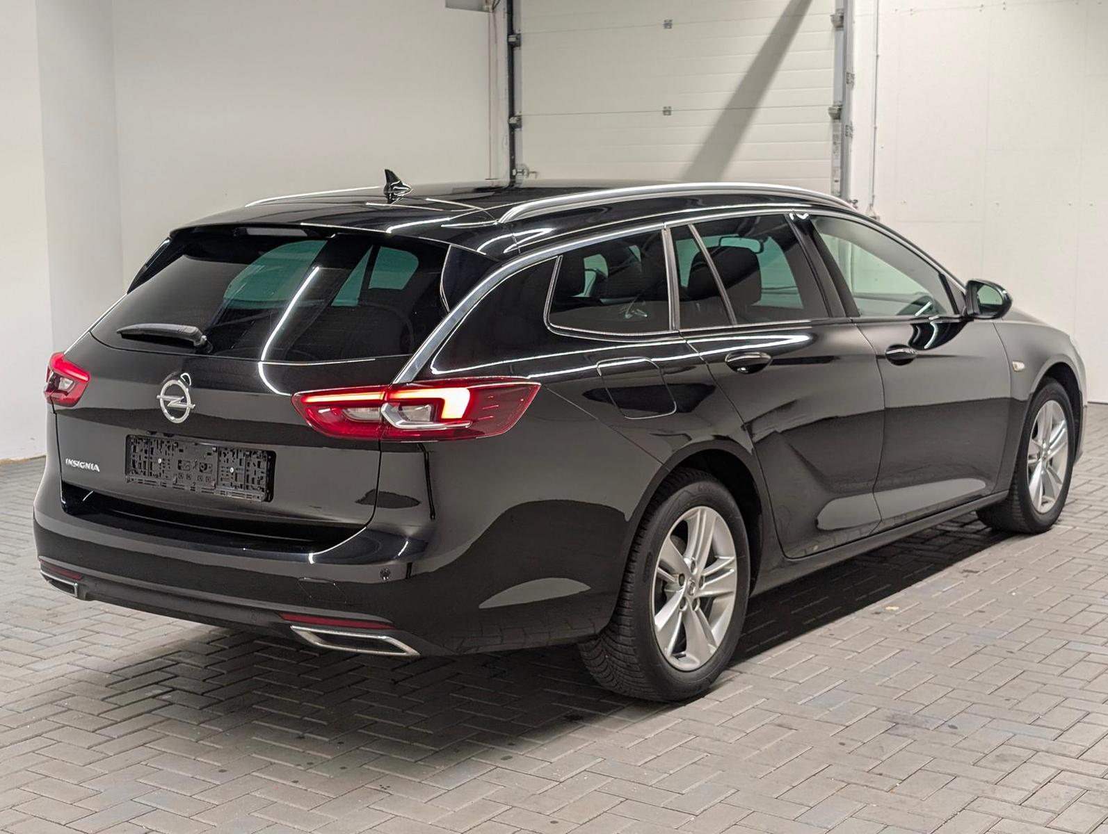 Opel Insignia ST Elegance IntelliLux/Nav/SHZ/Kam/17LM