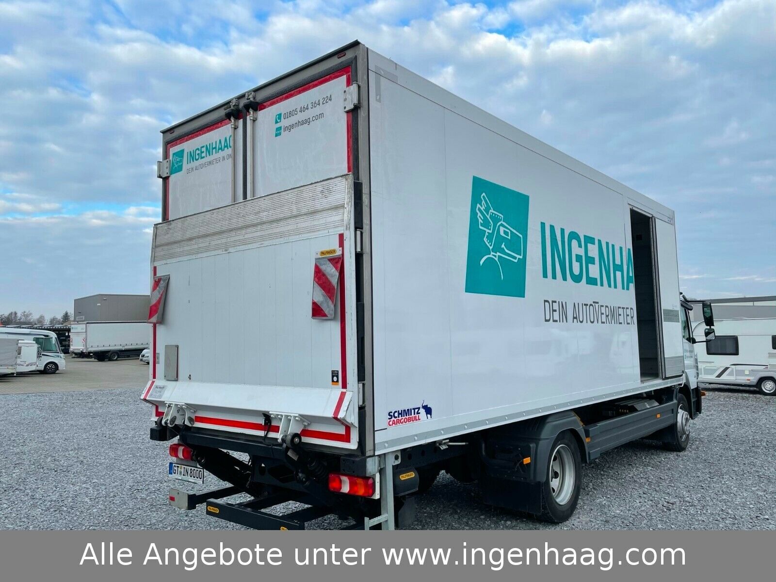 Fahrzeugabbildung Mercedes-Benz Atego 1524 L TK Carrier Schmitz Aufbau LBW/Aut.