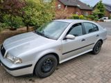 Skoda Octavia 1.6 | TÜV bis 08/2026 | 2. H... - Skoda Octavia aus 1999