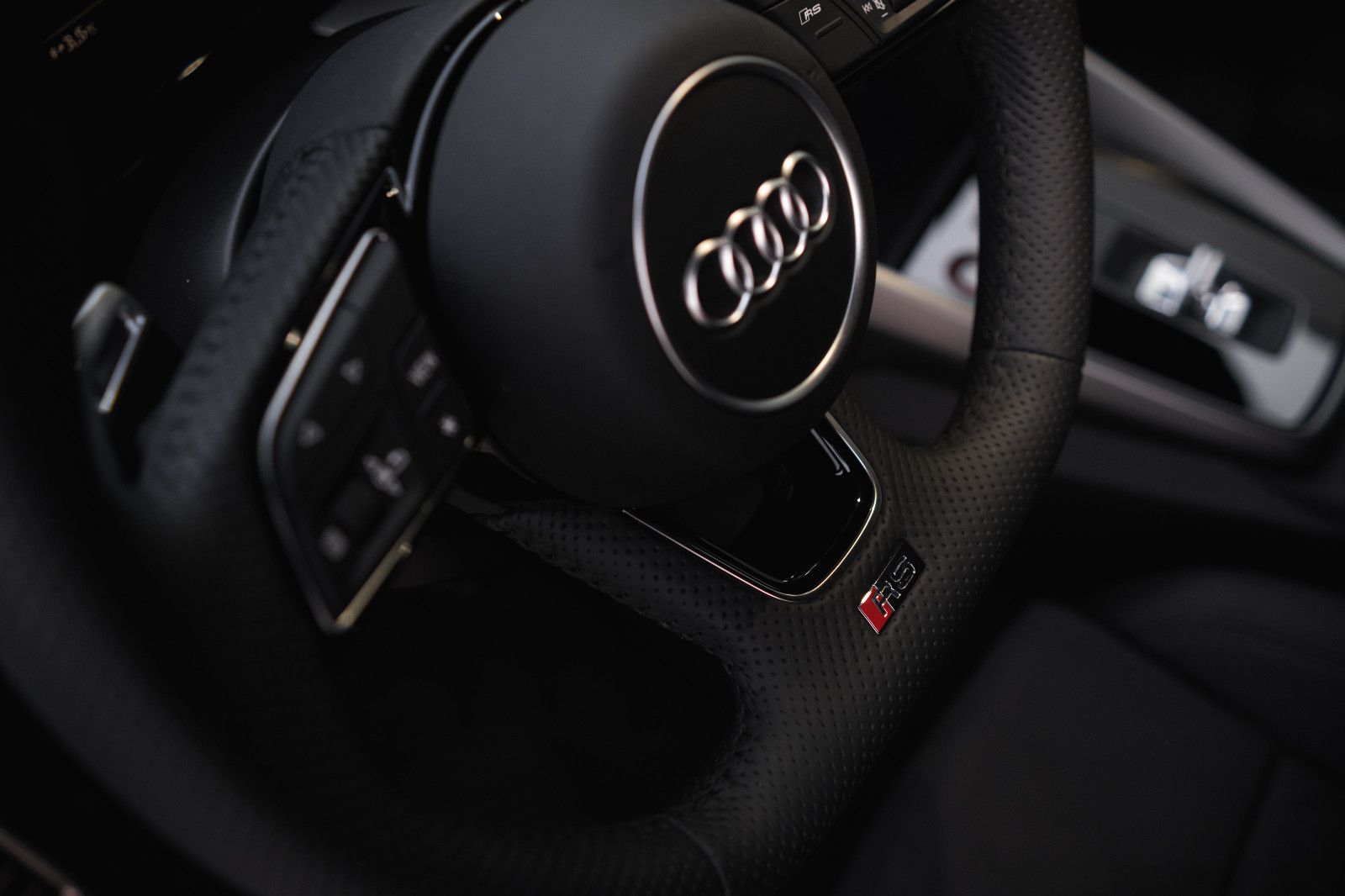 Fahrzeugabbildung Audi RS3  Sportback-Steuer-Bang & Olufsen-Sitzh.