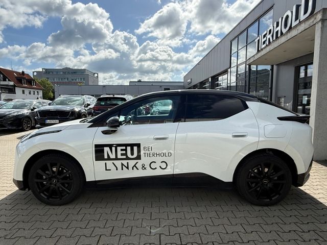 Lynk & Co 02