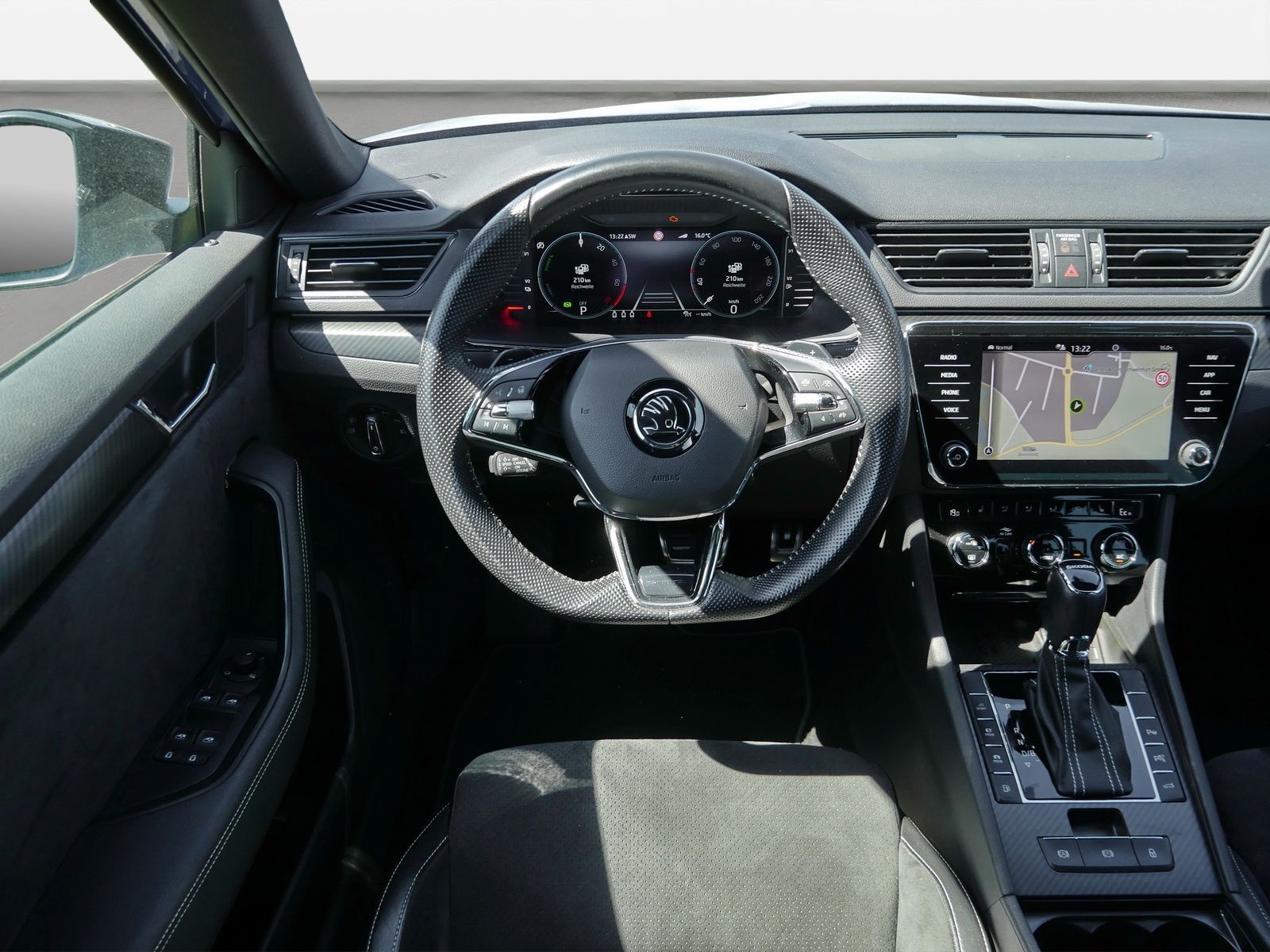 Skoda Superb - Bild 8