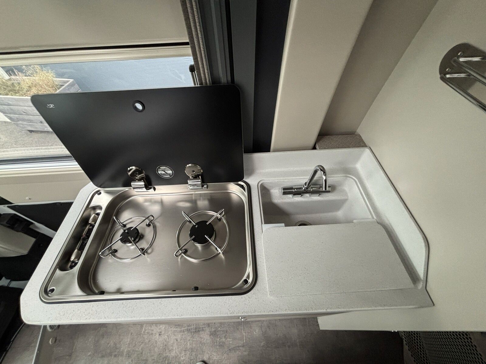 Fahrzeugabbildung Karmann Davis Lifestyle DA 590 LS Panorama + Automatik