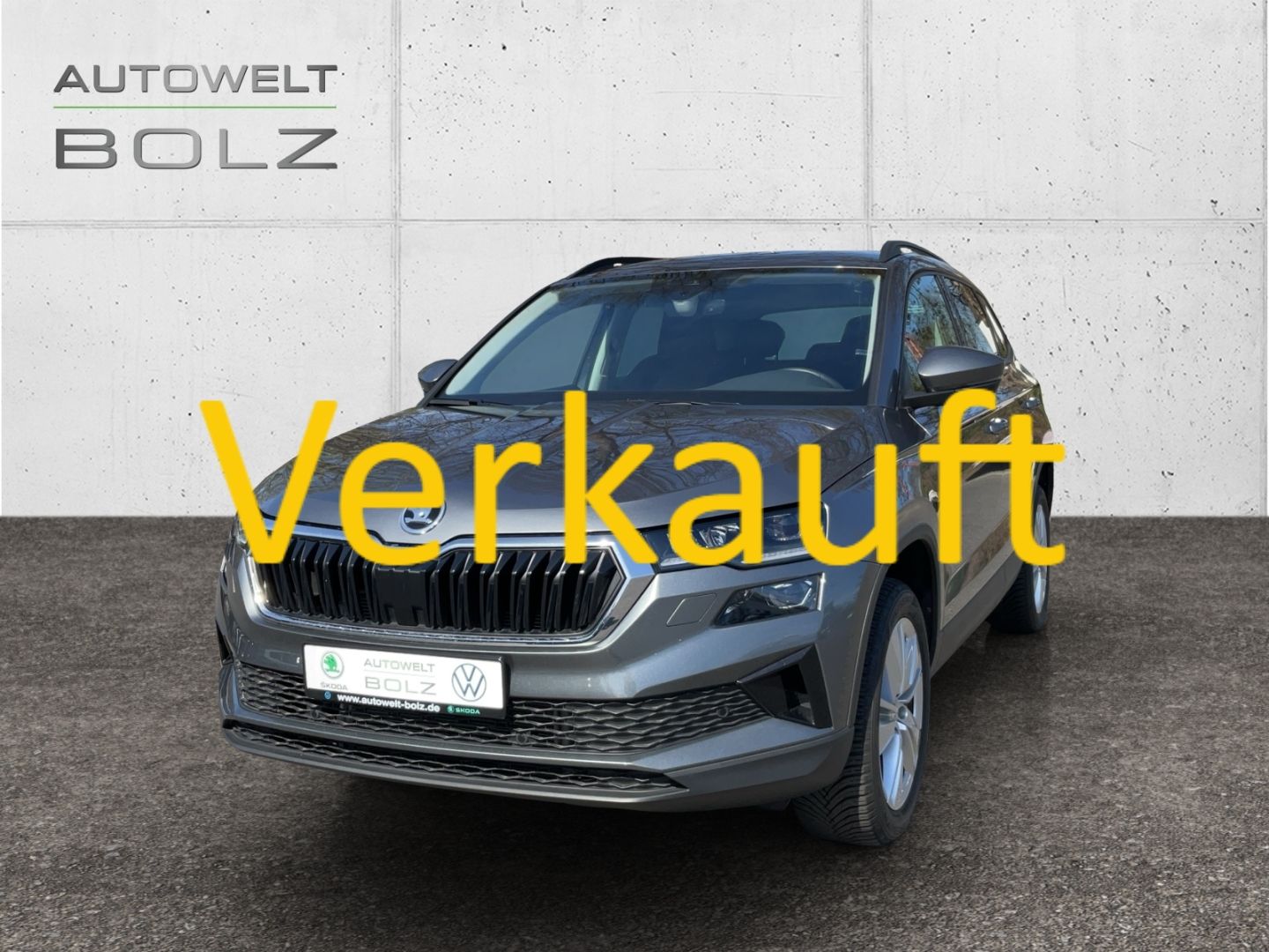 Skoda Karoq Selection 1.5 TSI Navi DigiCock LED Kamera