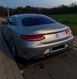 Mercedes-Benz S 63 AMG 4MATIC Coupé AMG - graue Mercedes-Benz S 63 AMG