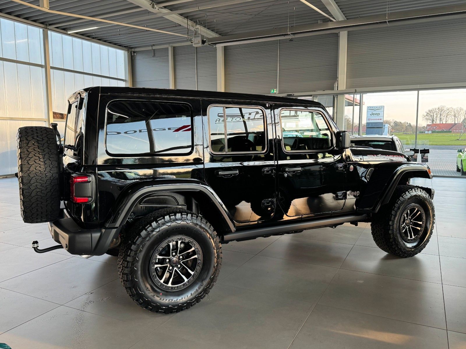 Fahrzeugabbildung Jeep Wrangler 2.0T-GDI Rubicon RECON X 4x4 "Sky One"