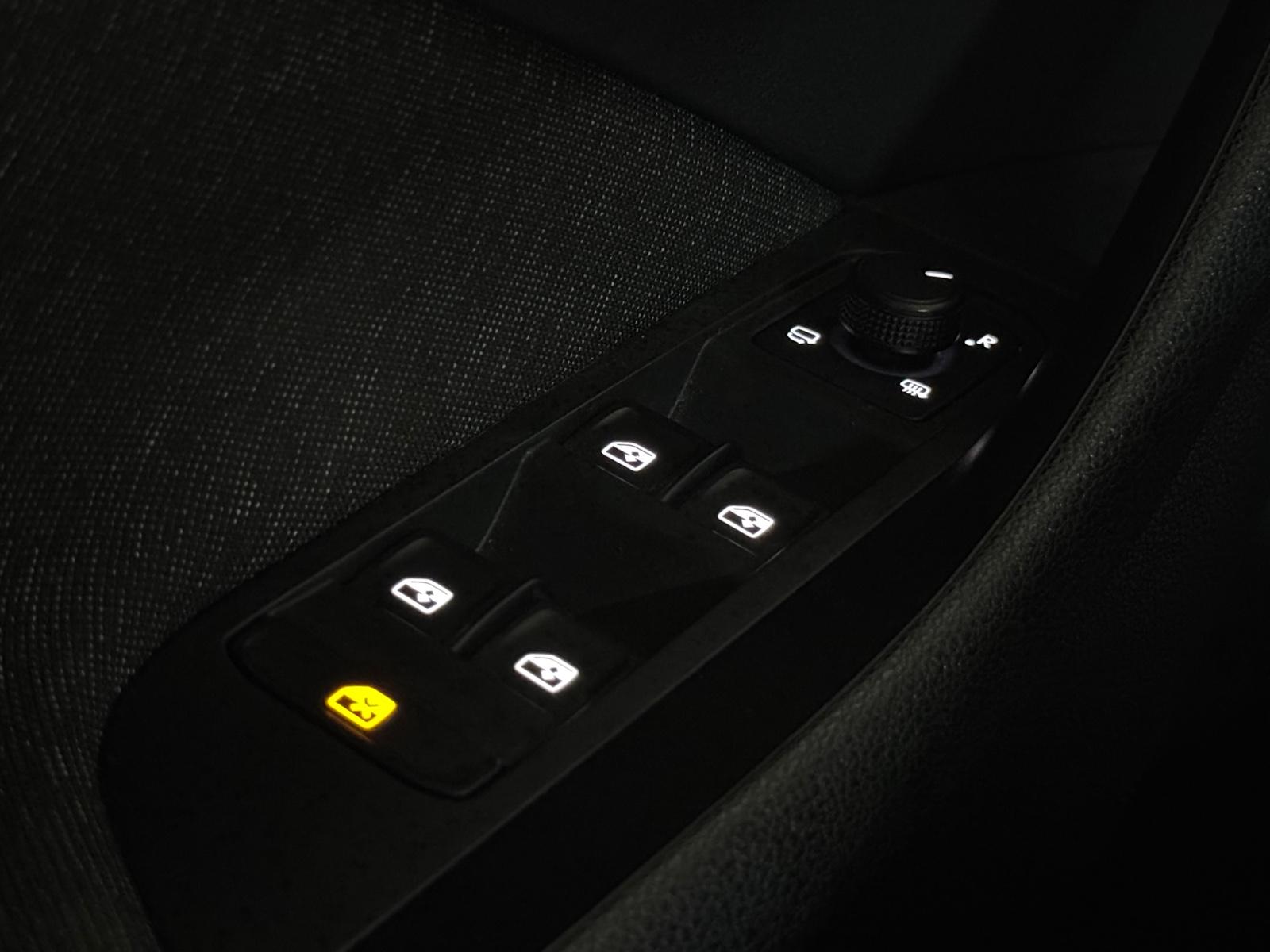 Skoda Kamiq Style*AUTOM*1.HAND*LED*NAVI*ACC*SPUR*PDC*