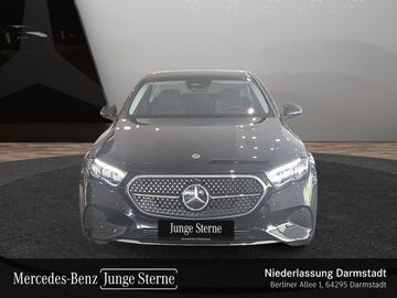 Mercedes E 200 - 3