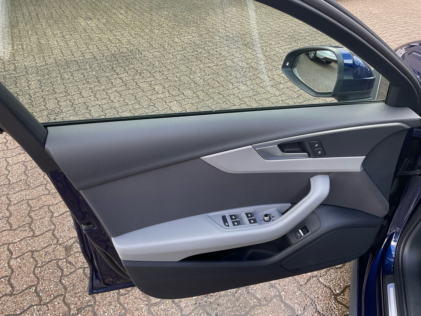Audi A4 - Bild 29