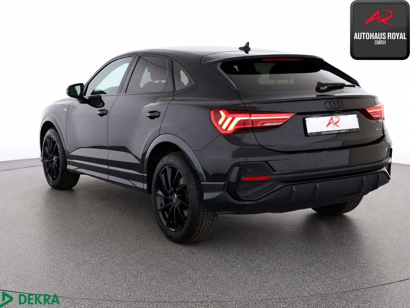 Audi Q3 Sportback 45 TFSI qu 3x S LINE SONOS,KEYLESS foto 3