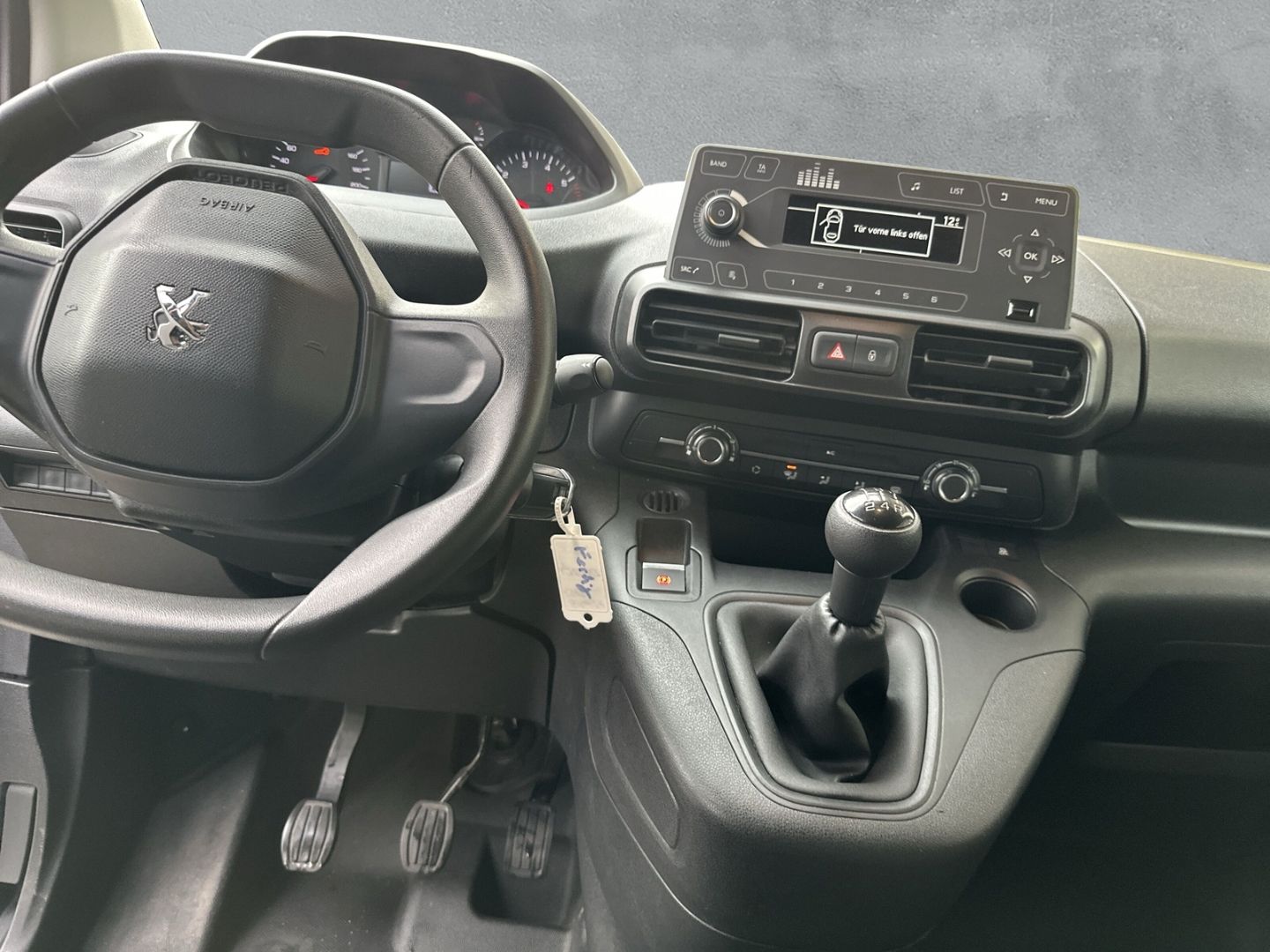 Fahrzeugabbildung Peugeot Partner Peugeot PART PRO EN L1 HDI75 DAB Notbrem