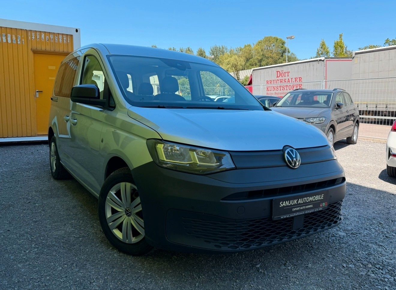 Volkswagen Caddy - 1