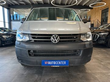 Volkswagen T5 *CAMPER*KÜCHE*BETT(aufklappbar)*ESSTISCH*AHK*