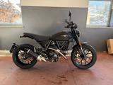 Ducati Scrambler ICON Dark - DUCATI SCRAMBLER ICON DARK