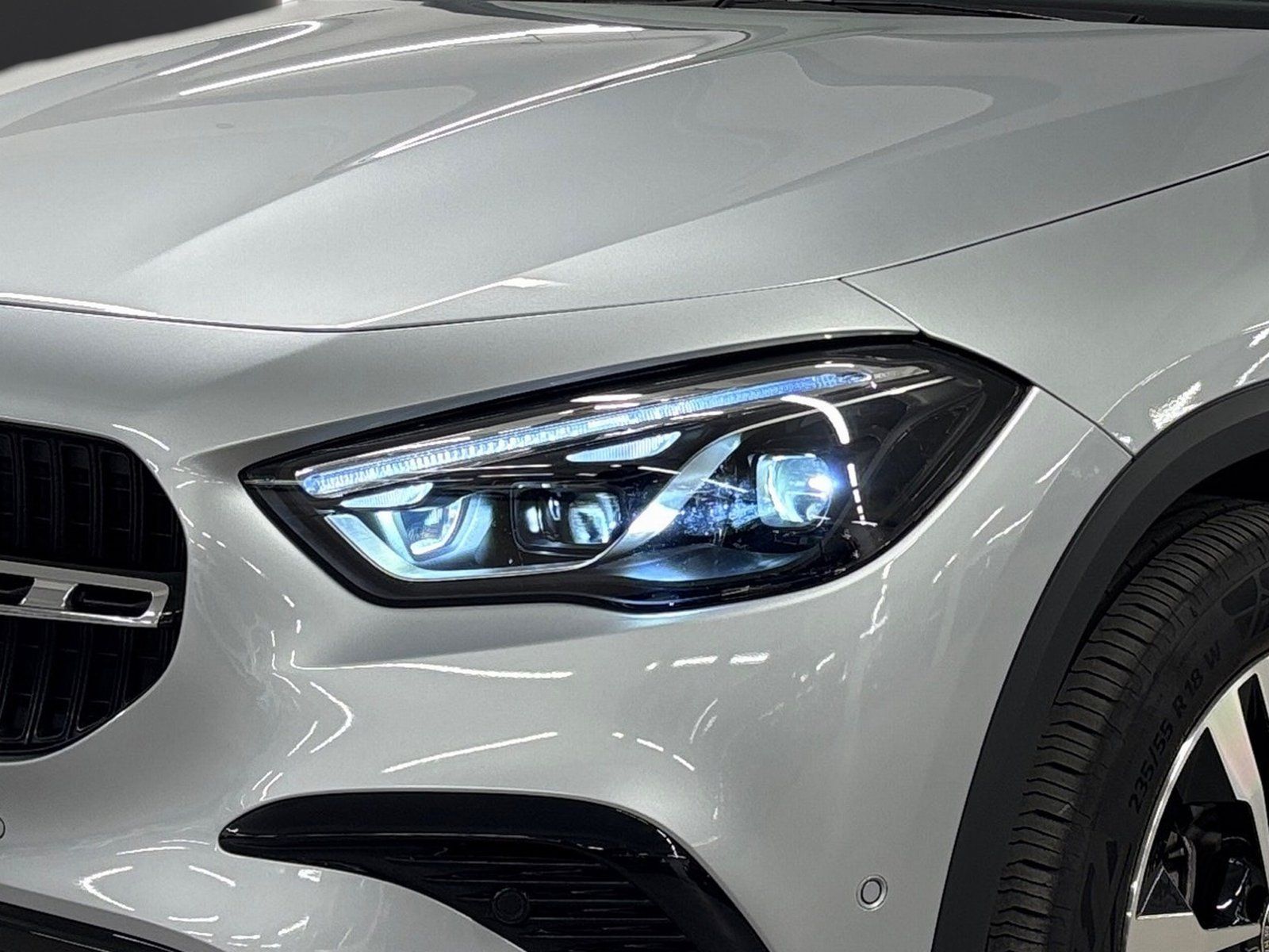 Fahrzeugabbildung Mercedes-Benz GLA 220 d 4M Progressive*Distro*360*MBeam*Night*