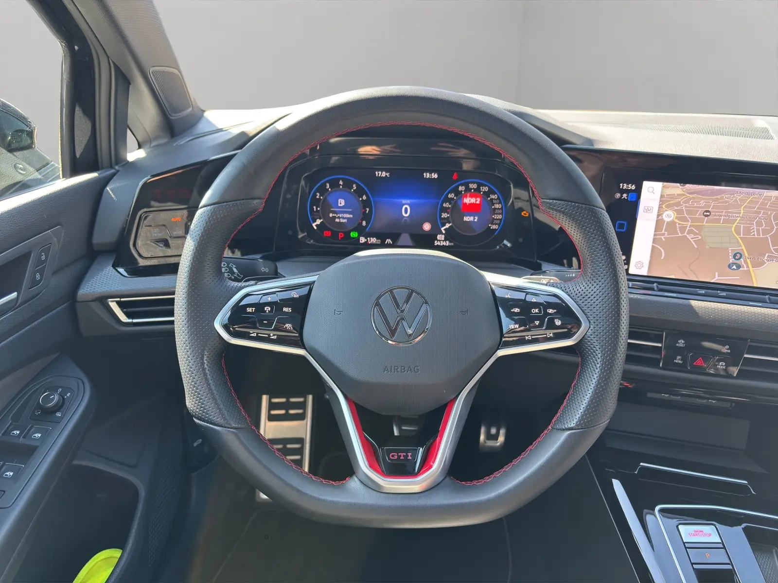 Volkswagen Golf VIII GTI 2.0 TSI Navi ACC IQ.LIGHT Pano Sit, миниатюра 10