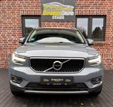 Volvo XC40 Momentum AWD Leder*AHK*H&K*Ambiente*PDC - graue Volvo XC40