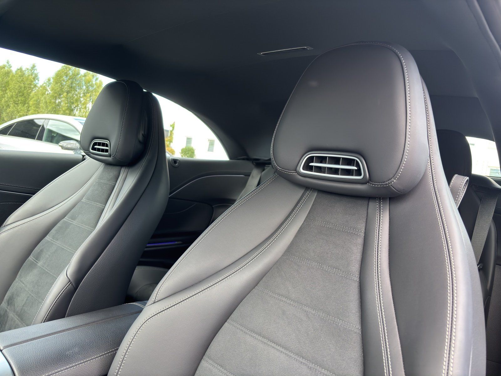 Fahrzeugabbildung Mercedes-Benz CLE200 Cab AMG Advan+ 360° 19"Viel Memo AIRSCARF