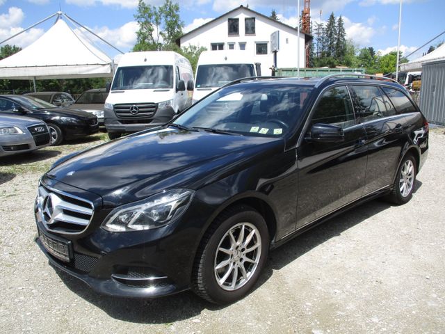 Mercedes-Benz E 220 T Avantgarde 9G-Tronik LED Navi 360°Kamera