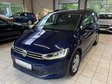 Volkswagen Touran 2.0 TDI Comfortline/LED/Massage/ACC/3Zone - mit Diesel-Antrieb: Blau, Alcantara, Beheizbare Frontscheibe, Van