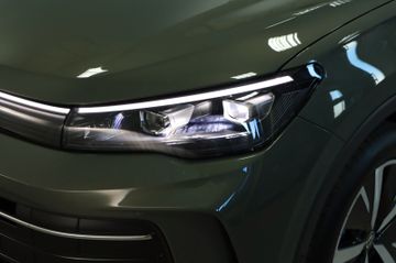 Volkswagen Tiguan 1.5 eTSI AHK Pano StHz 19 Zoll