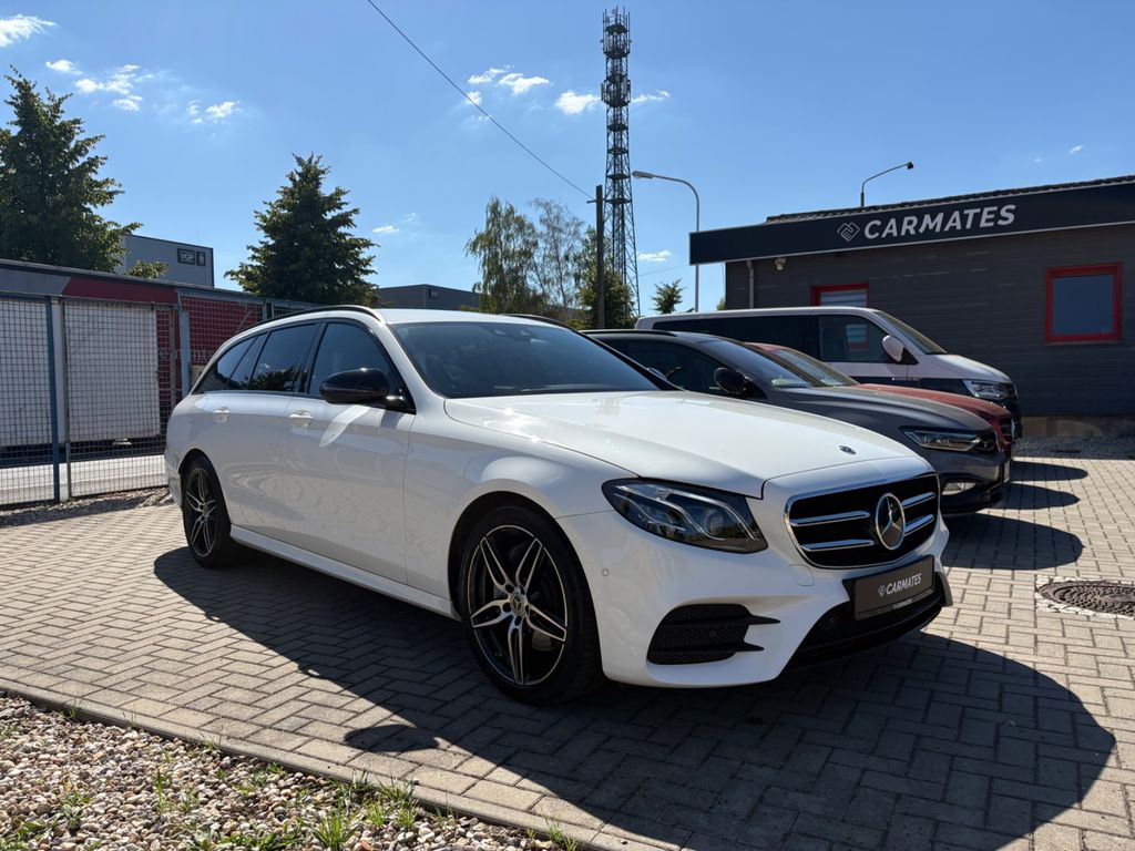 Mercedes-Benz E 200