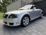 Audi TT Roadster 1.8T quattro Apx Sline 224 Ps - Audi TT: Sline